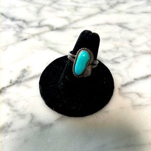 Vintage turquoise ring